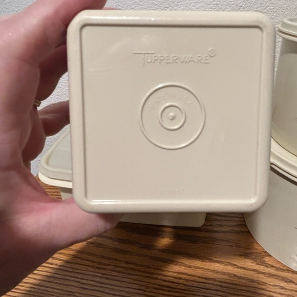 Tupperware Ice Cream, Cheese keeper and Storage Set - Picture 5 of 15